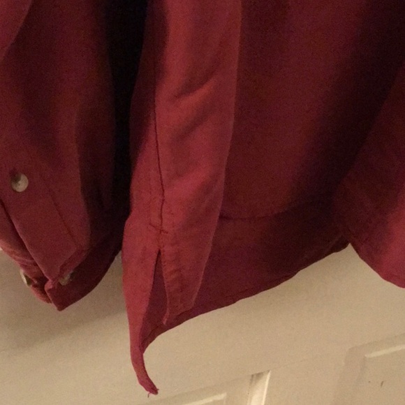 The North Face large Vintage Burgundy Mens button down long sleeve shirt - Picture 6 of 7